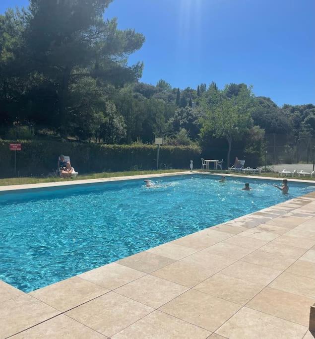 "Lou Mes" Les Baux Balcon Apartment Екстериор снимка